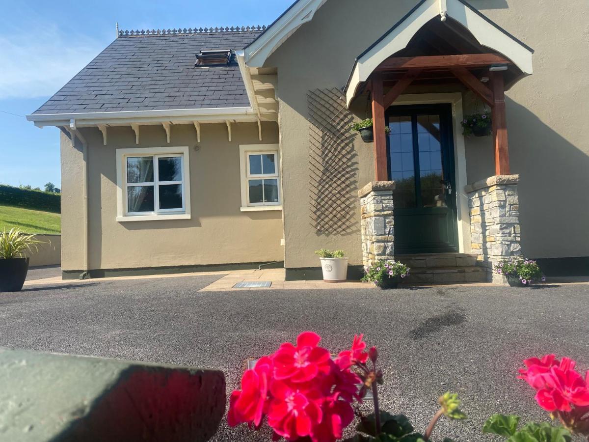 The Lodge Donegal Town Extérieur photo